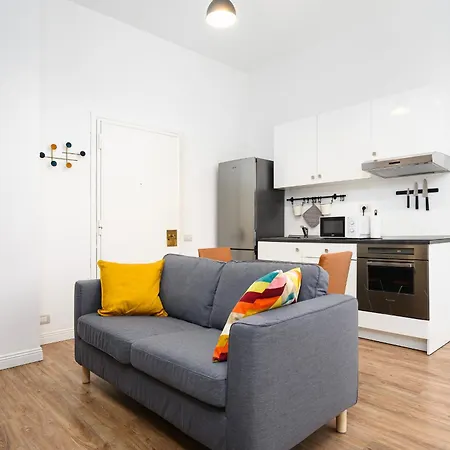 Classbnb - Bright In The Moscova Area Apartment *
